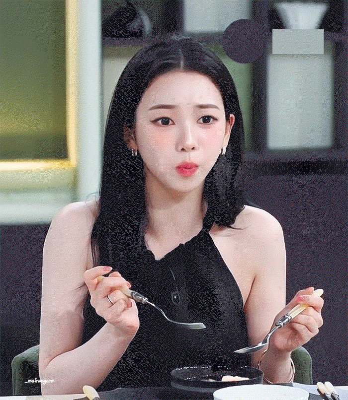 LwEiYp.gif