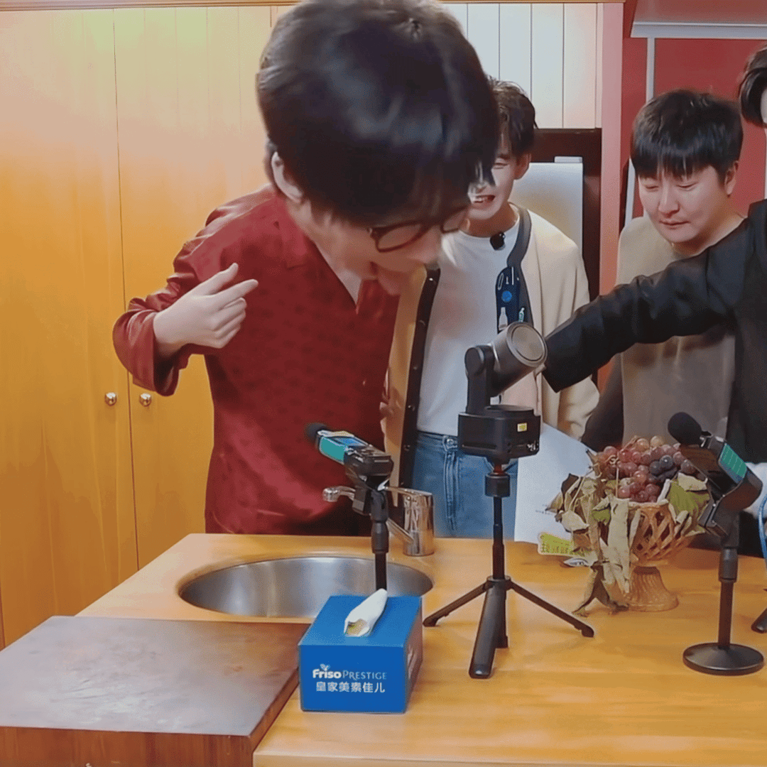 LxYKZq.gif