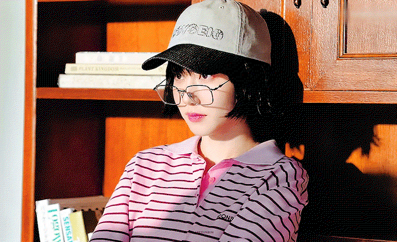 LxjTOm.gif