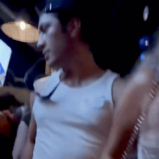 LyprHJ.gif