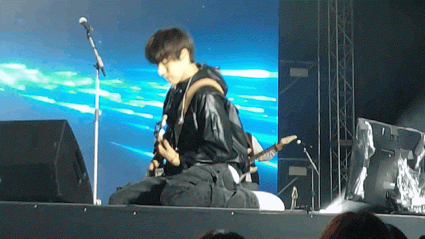 MBQRSF.gif