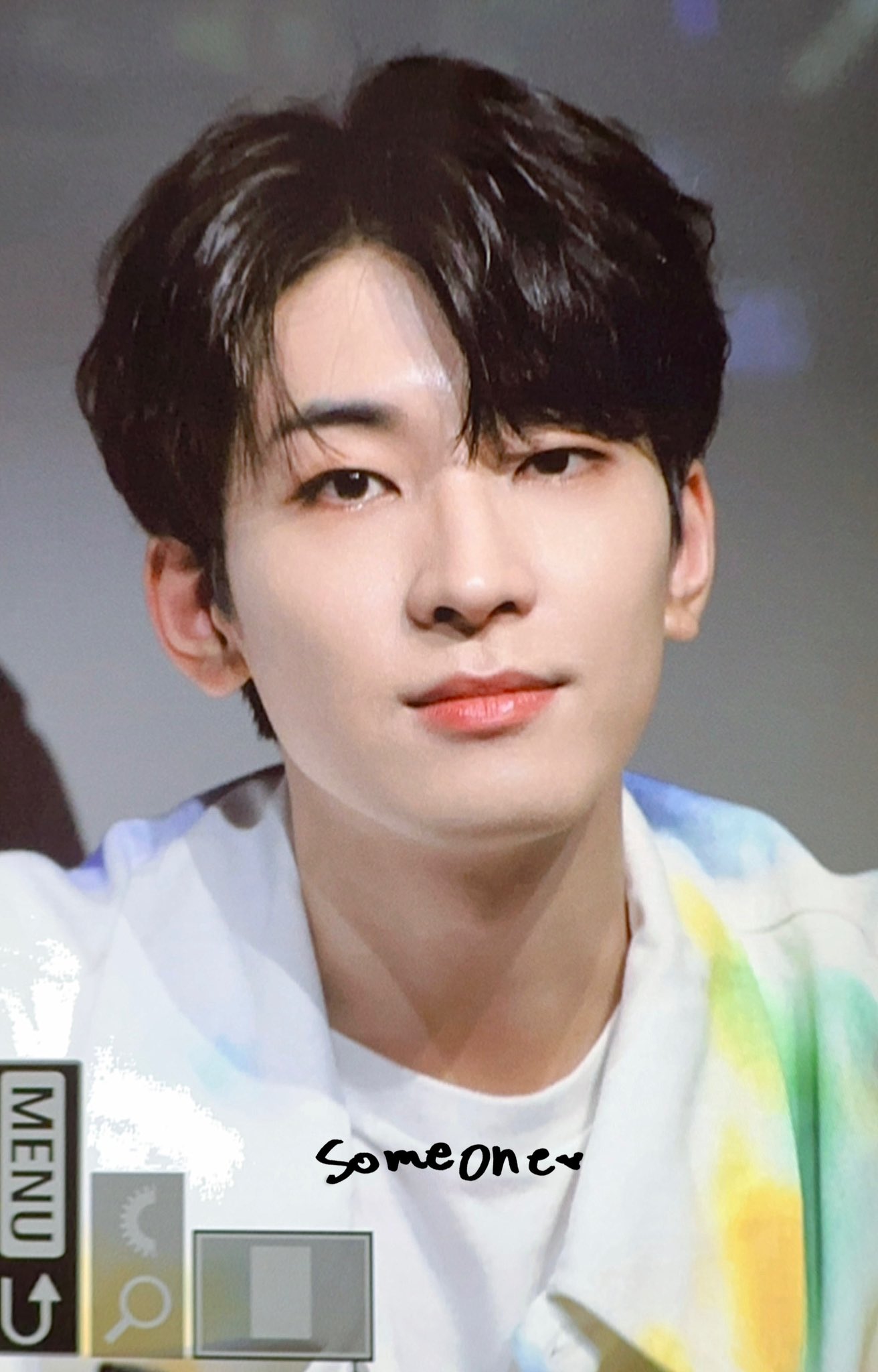 더쿠 - 원우 짝눈이라서 빛받을때 안광 다른거 넘 좋음ㅋㅋㅋ