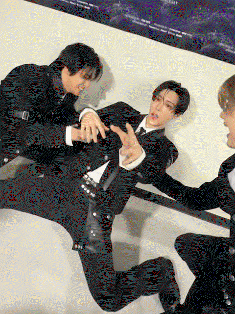MLjGjy.gif