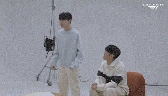 MNblBY.gif