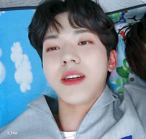 MTcCNl.gif