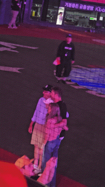 MToeHn.gif
