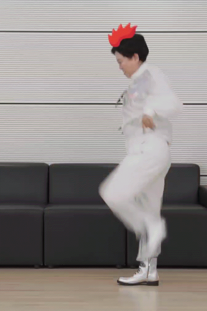 MUwesH.gif