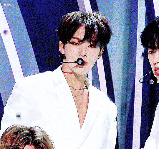 MYzCDY.gif