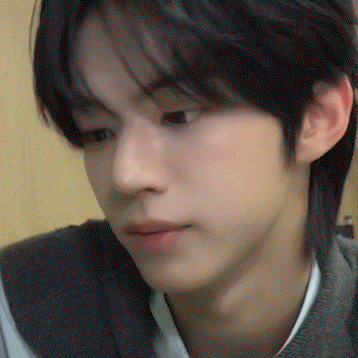 MaOvhE.gif