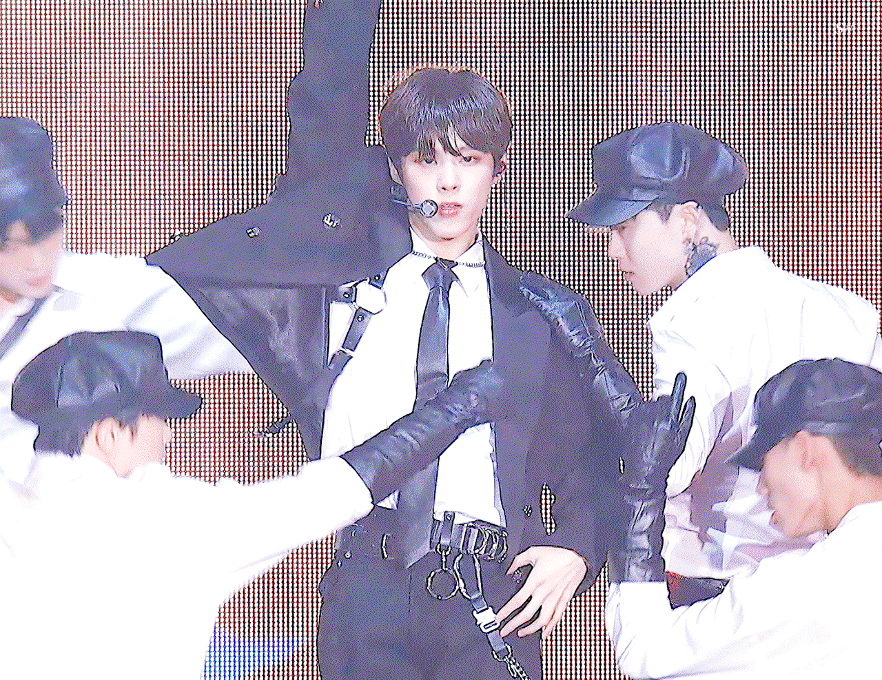 MprWyC.gif