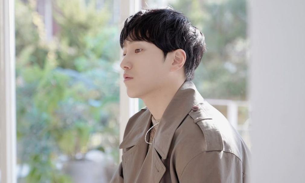 더쿠 - 취향에 따라 갈릴 것 같은 김필 헤어스타일