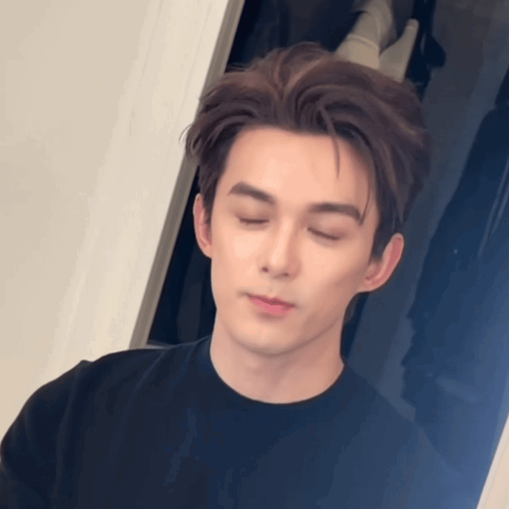 MwmDNy.gif