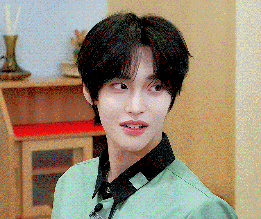 NBWhlk.gif