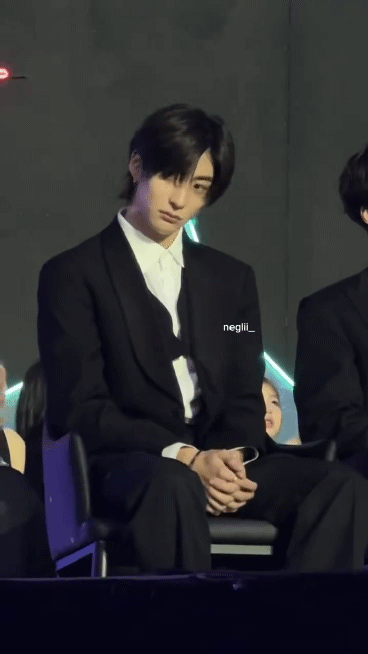 NGnbHf.gif