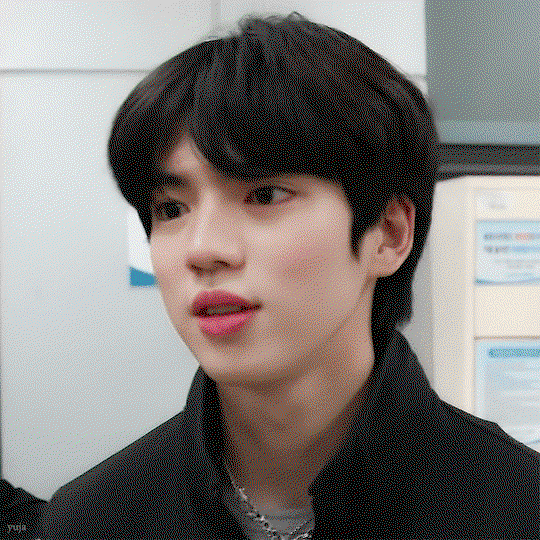 NVgmTh.gif