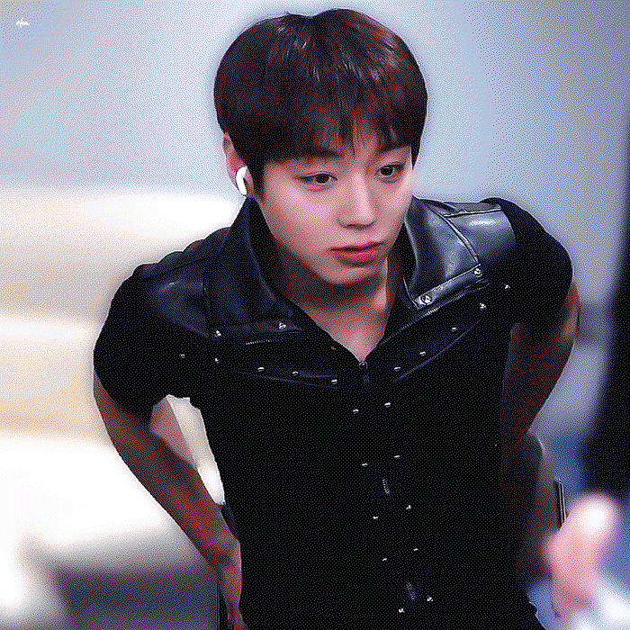 NWViiY.gif