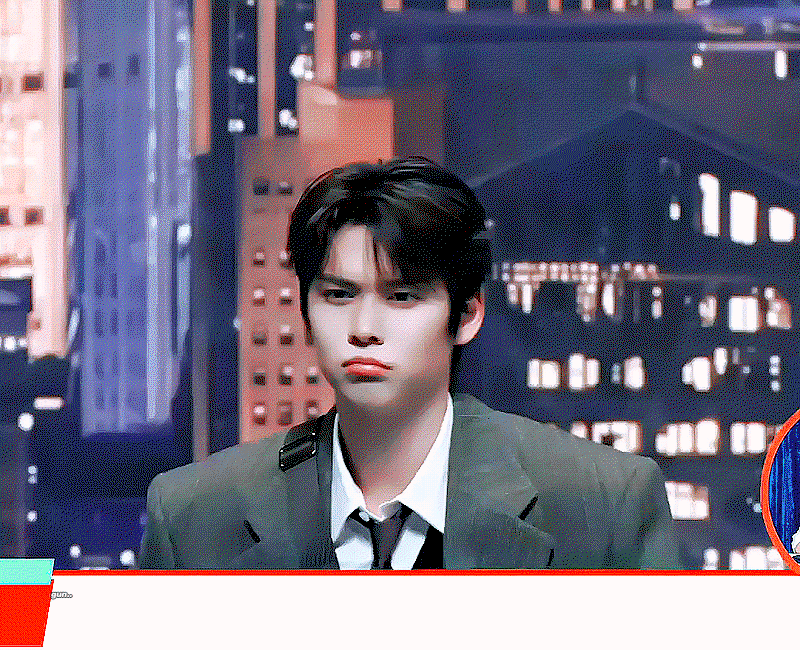 NcJoFu.gif