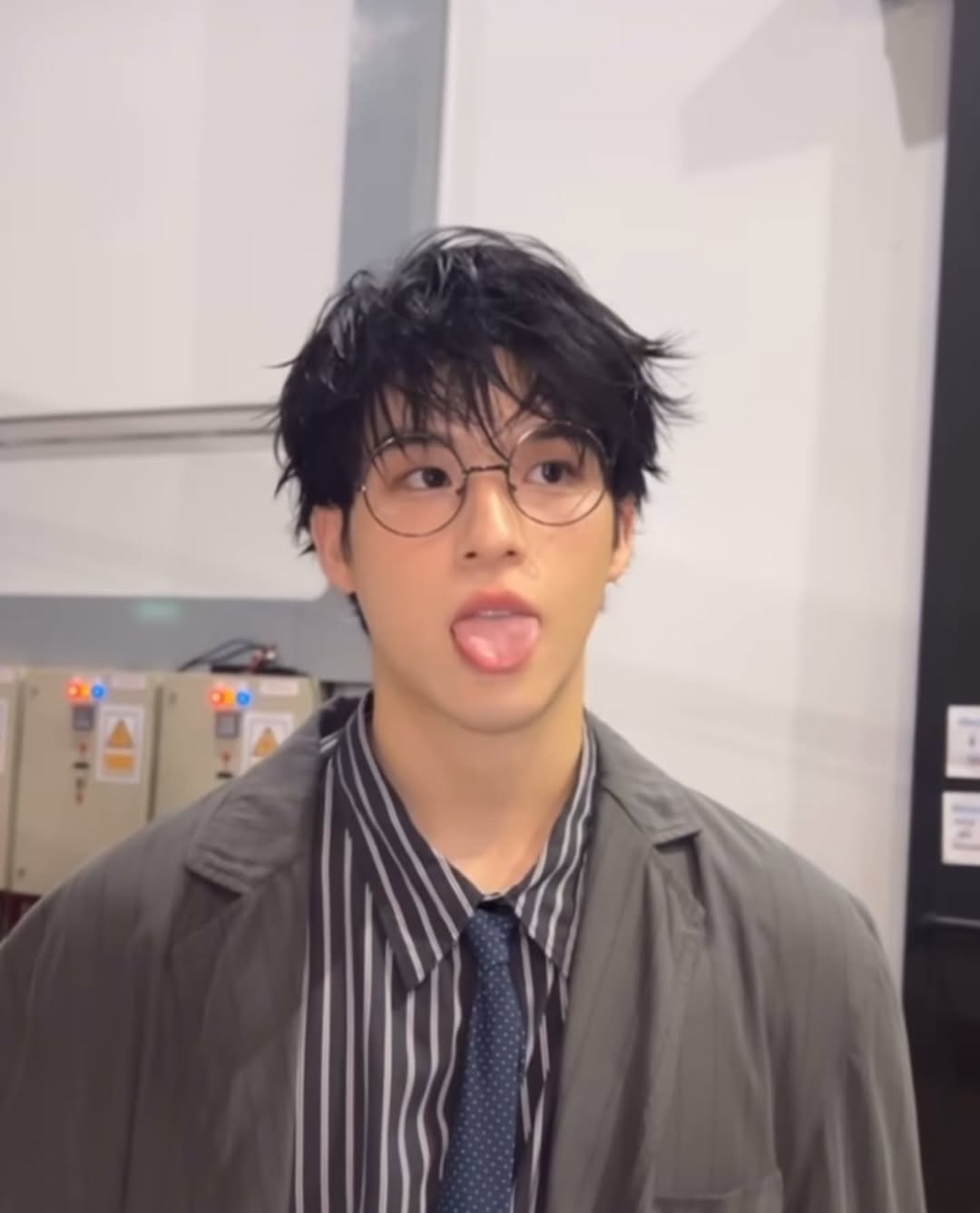 NcYFVt