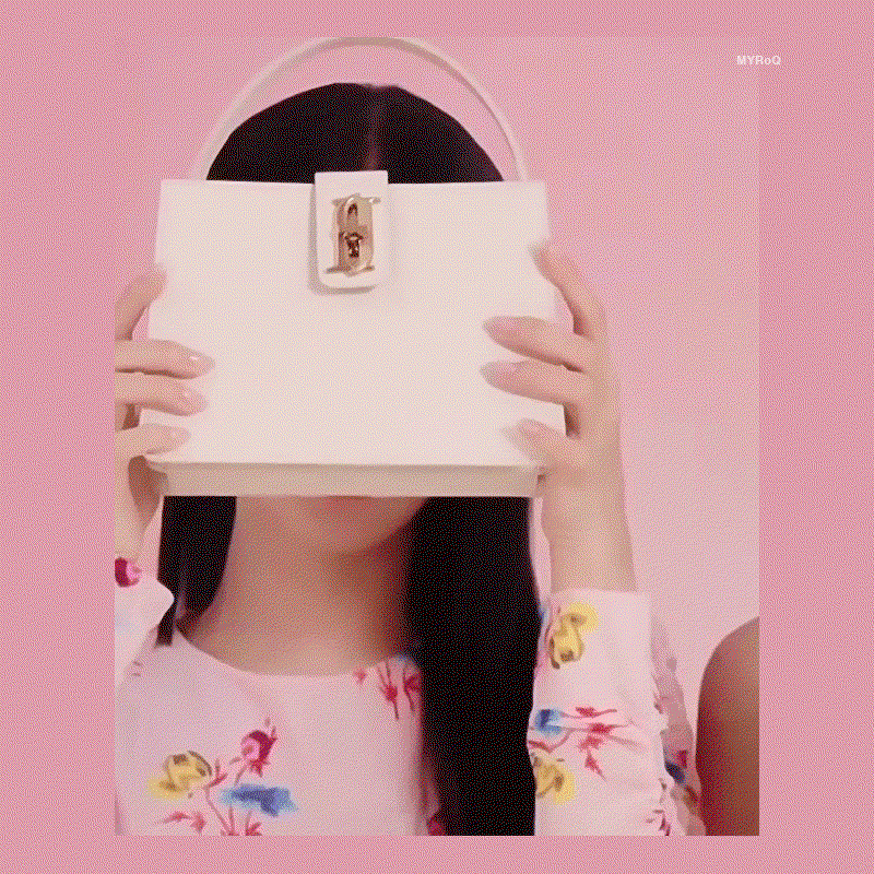 NhzaGC.gif
