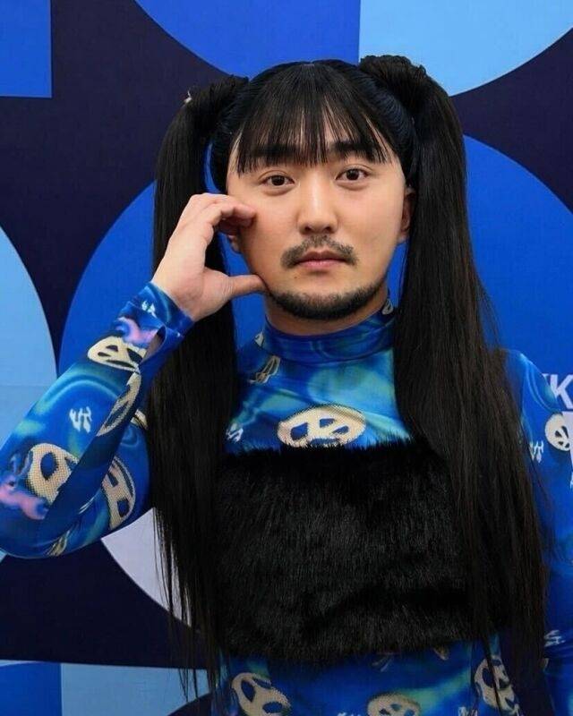 NqakDi