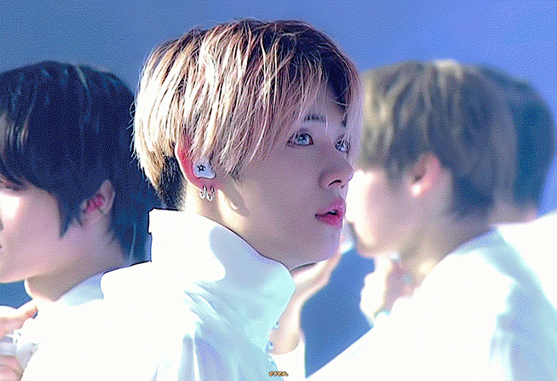 NwrAxk.gif