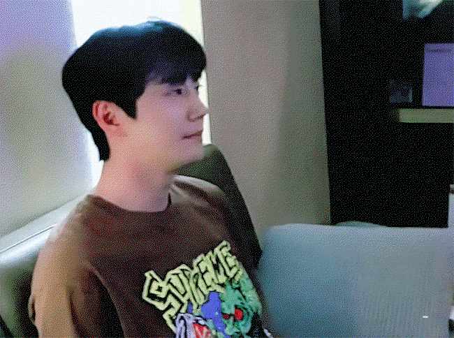 NzhwgL.gif
