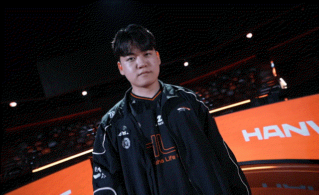 OPAveh.gif