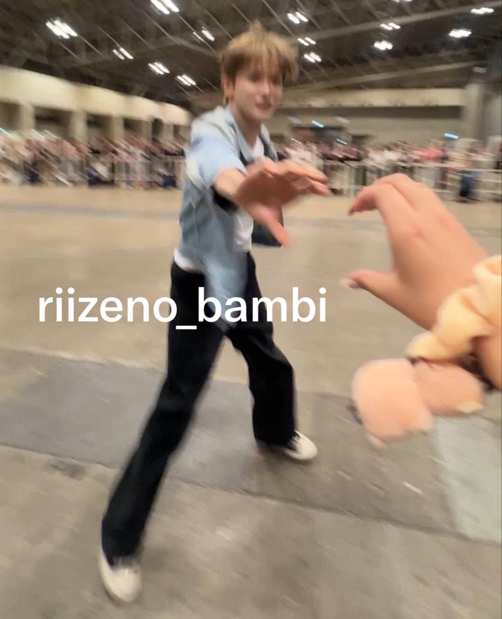 OQXMHi