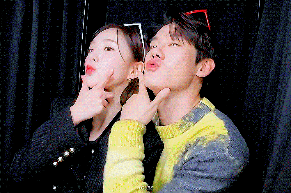 OZkYAw.gif