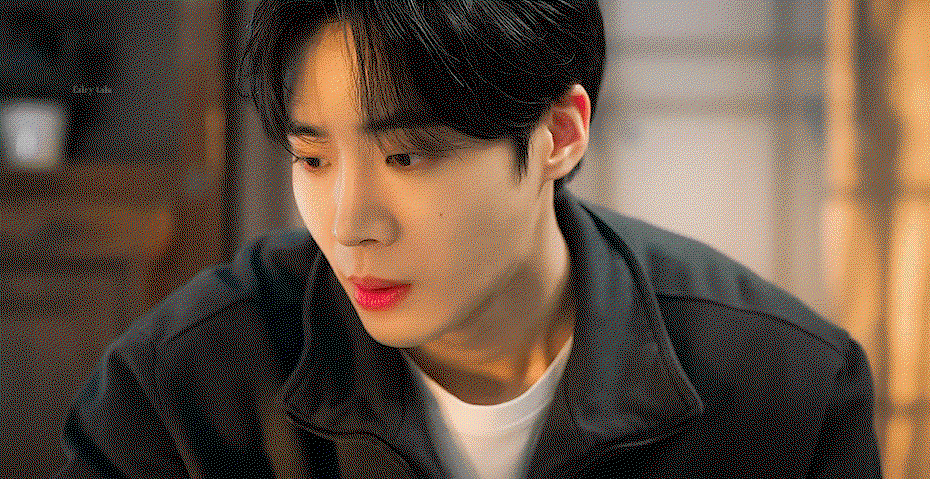 Oouuxg.gif