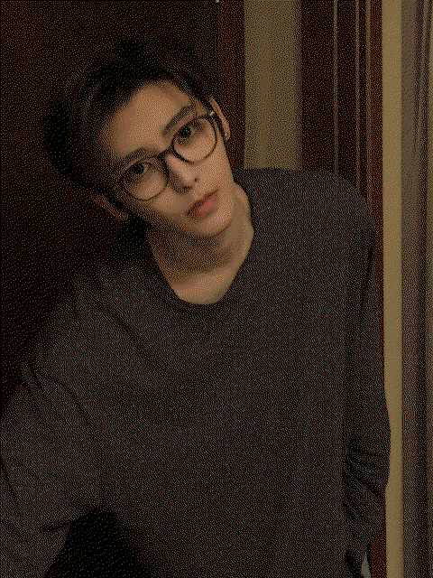 OqIqwh.gif