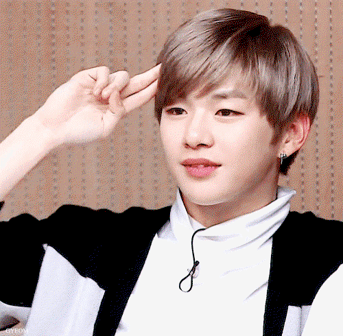 OzJYmS.gif