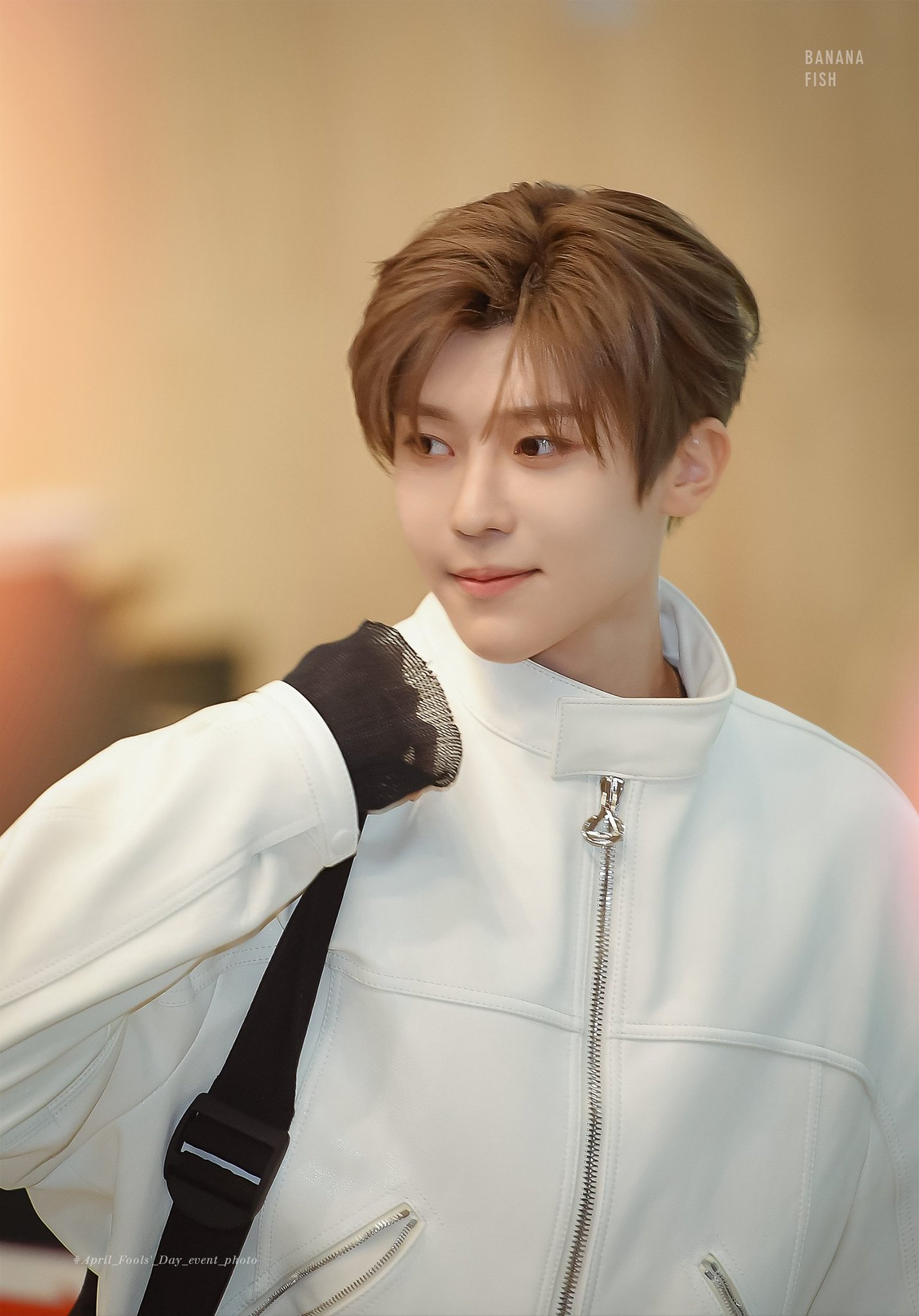 더쿠 - 만우절 기념 엔시티 재현 홈마가 올려준 엔시티 위시 시온.jpg