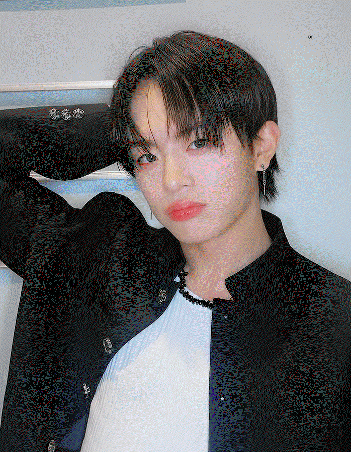 PFOSHj.gif