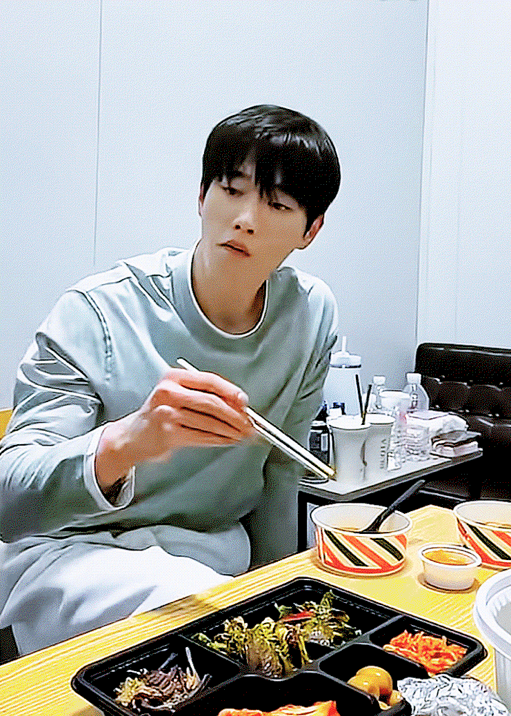 PPHcEY.gif