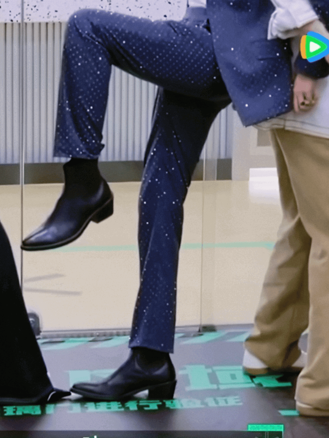 PPlxHN.gif