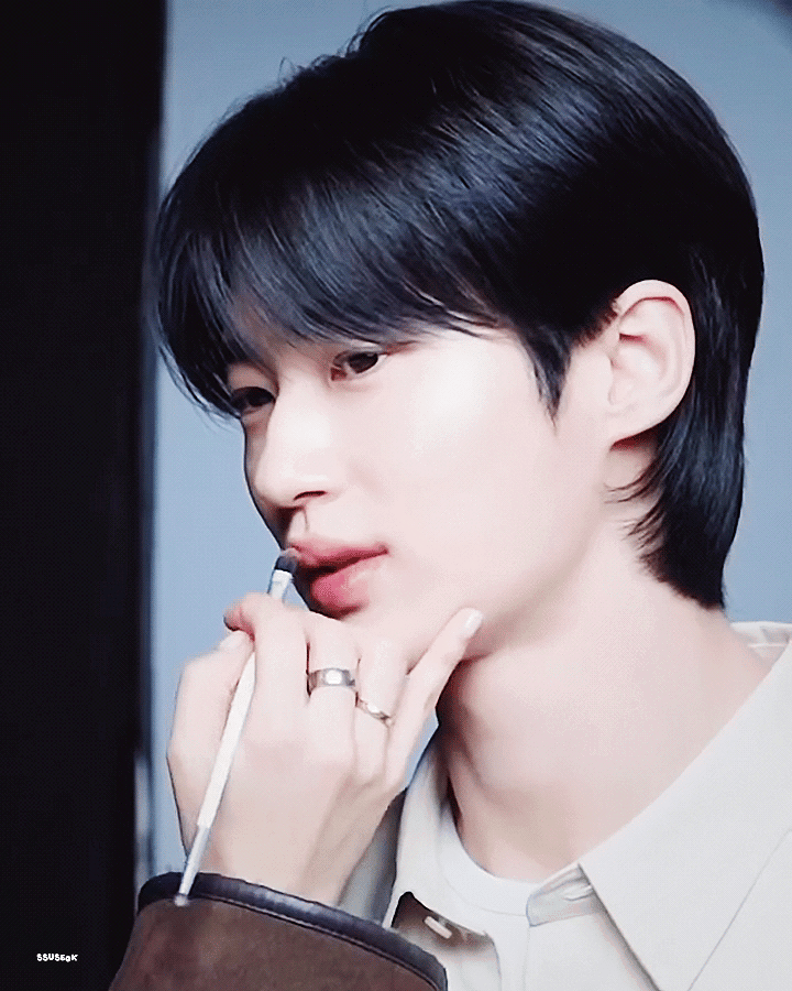 PjLhzF.gif