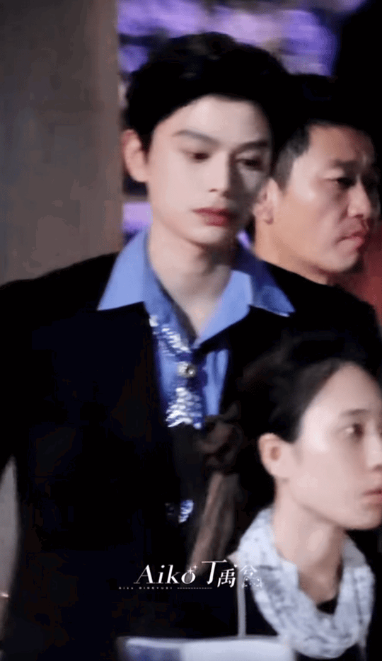 PmBJxf.gif