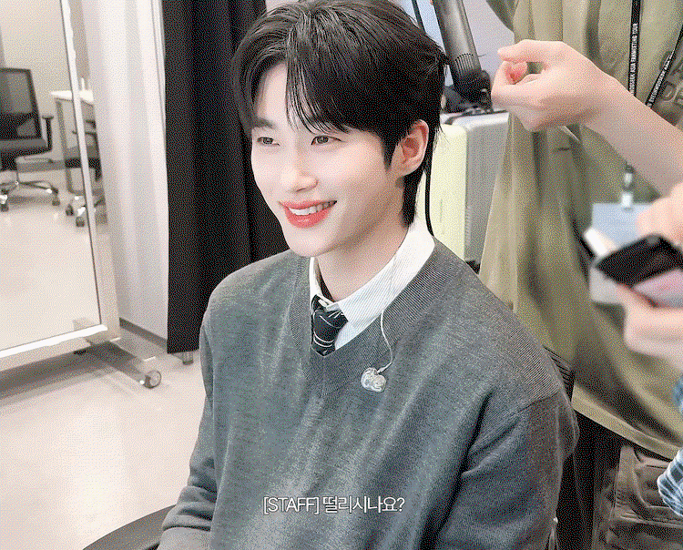 PrADlH.gif