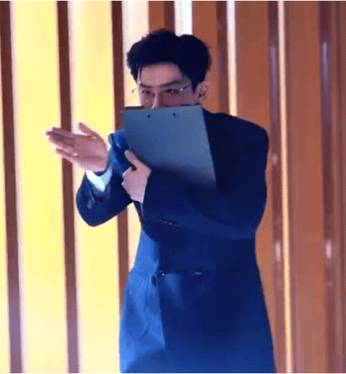 QCZMpl.gif