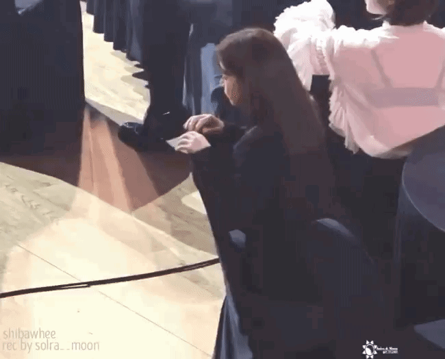QHIqSb.gif