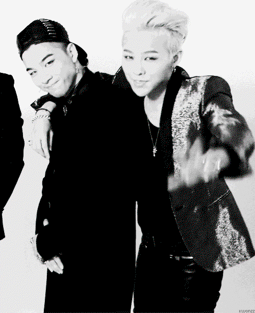 QHxjvY.gif