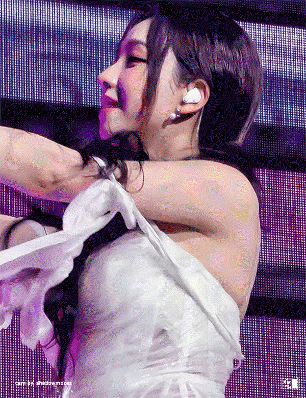 QIljJY.gif