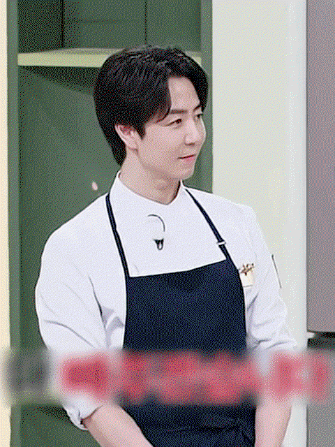 QJfAUa.gif