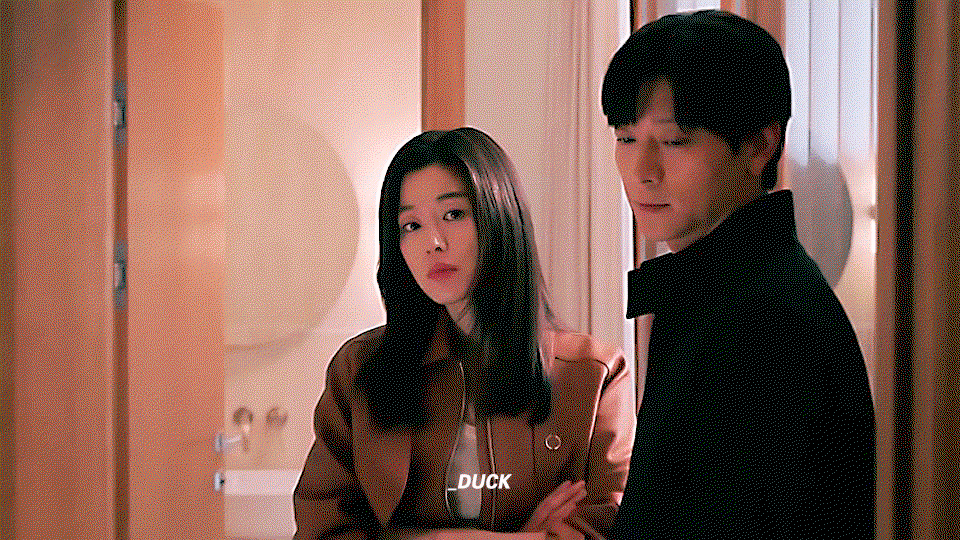 QNqMUT.gif