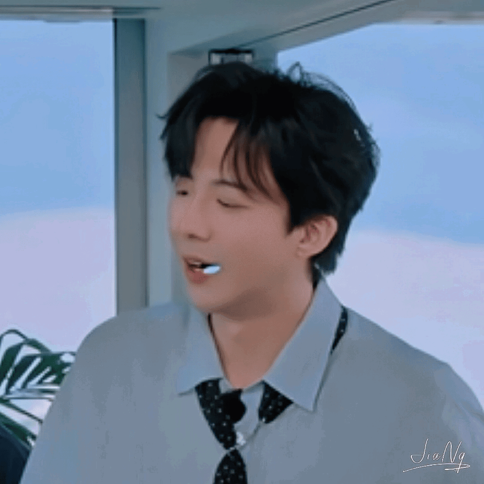QOSuLJ.gif