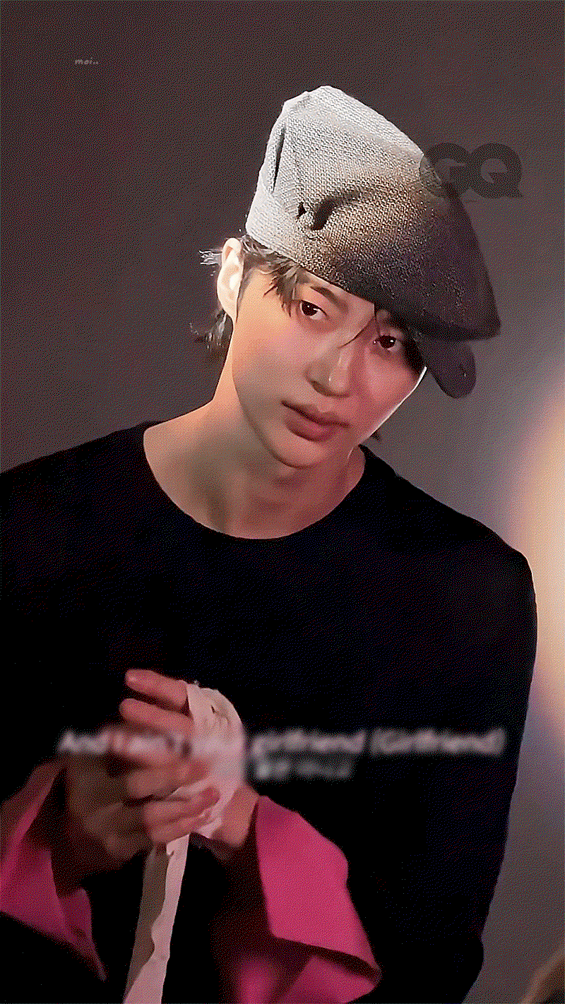 QOcIRy.gif