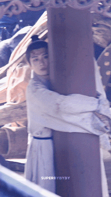 QUEfXT.gif
