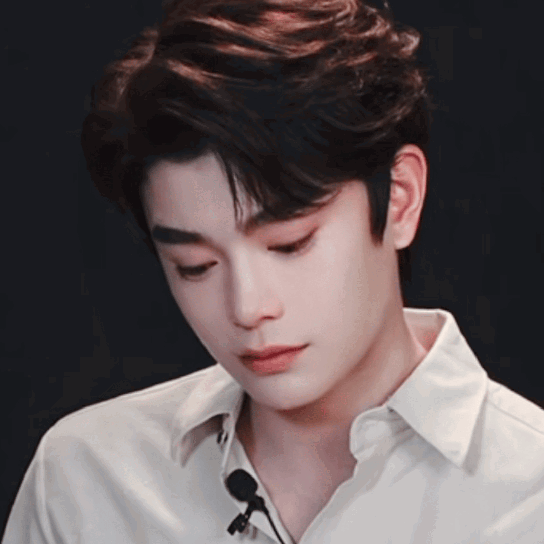 QUnQtG.gif