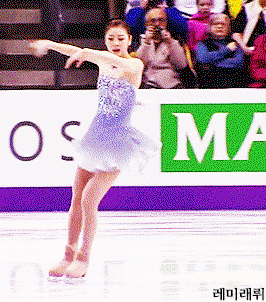 QWyEAQ.gif